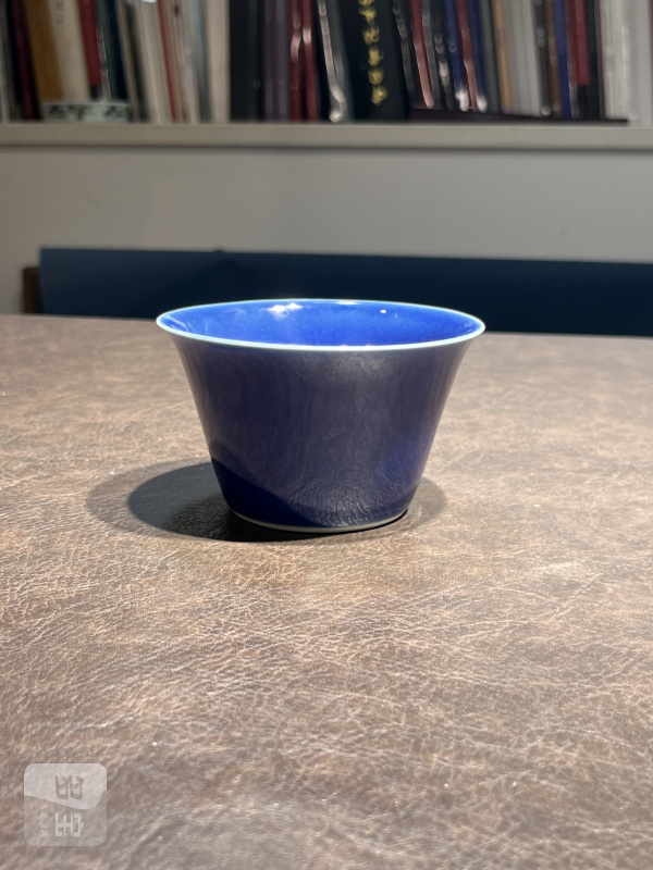 清光绪 霁蓝釉马蹄杯 - 图5